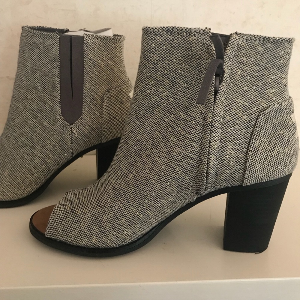 Toms Booties